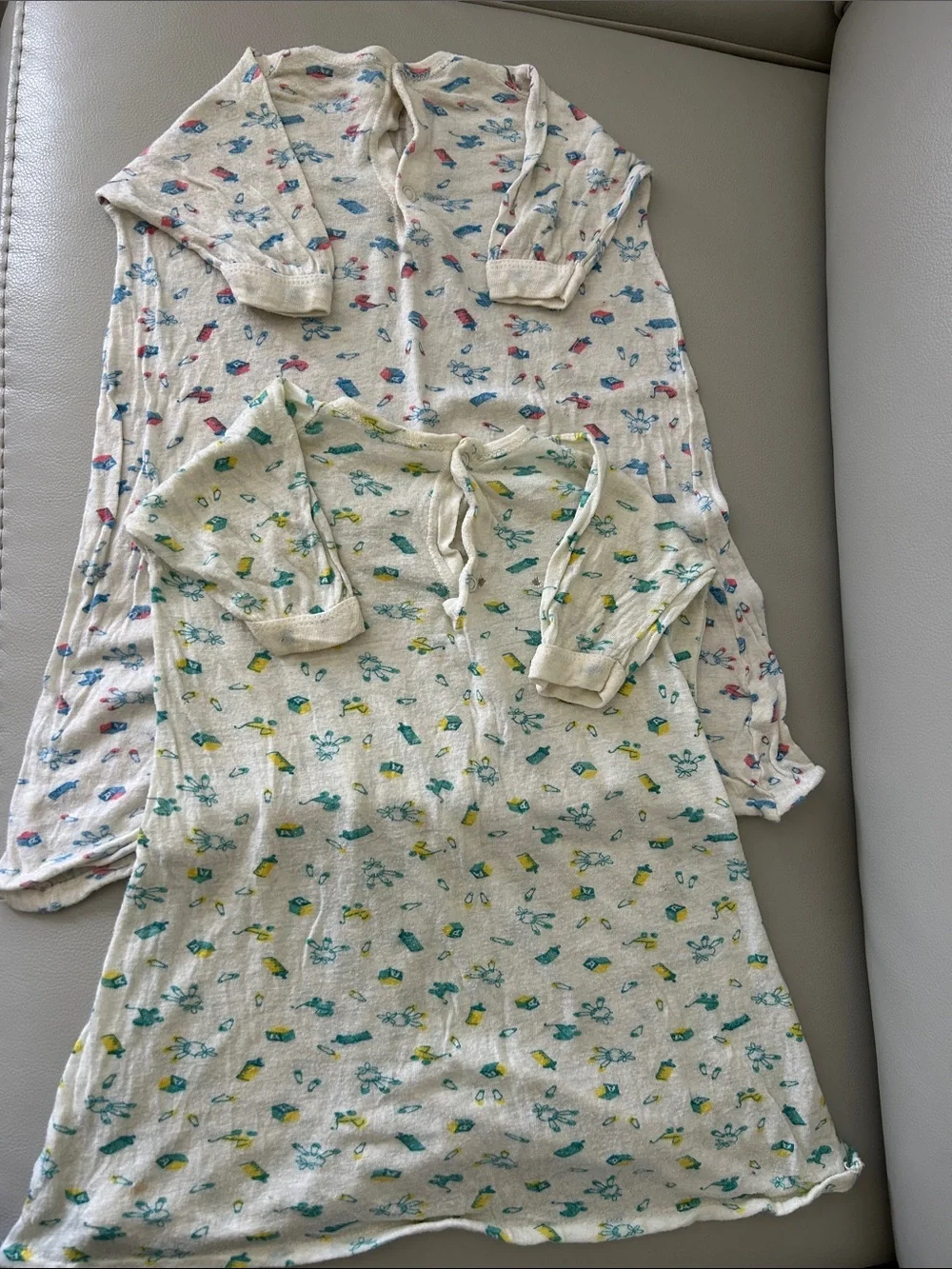 Nightdowns - Vntg Spencer’s 1980’s-Cream Nightgowns